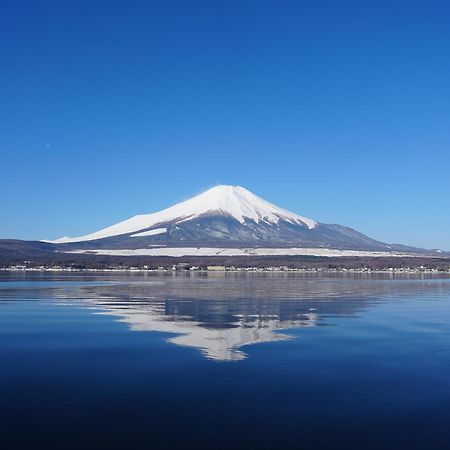 Mt Fuji View And Private Sauna Ryokan Shizuku Яманакако Экстерьер фото